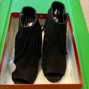 Black fringe heeled booties
